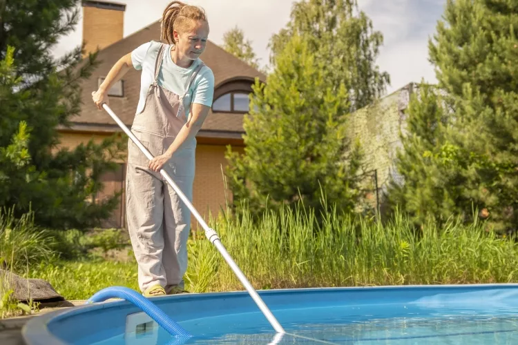 How to Get Sand Out of Pool Without Vacuum